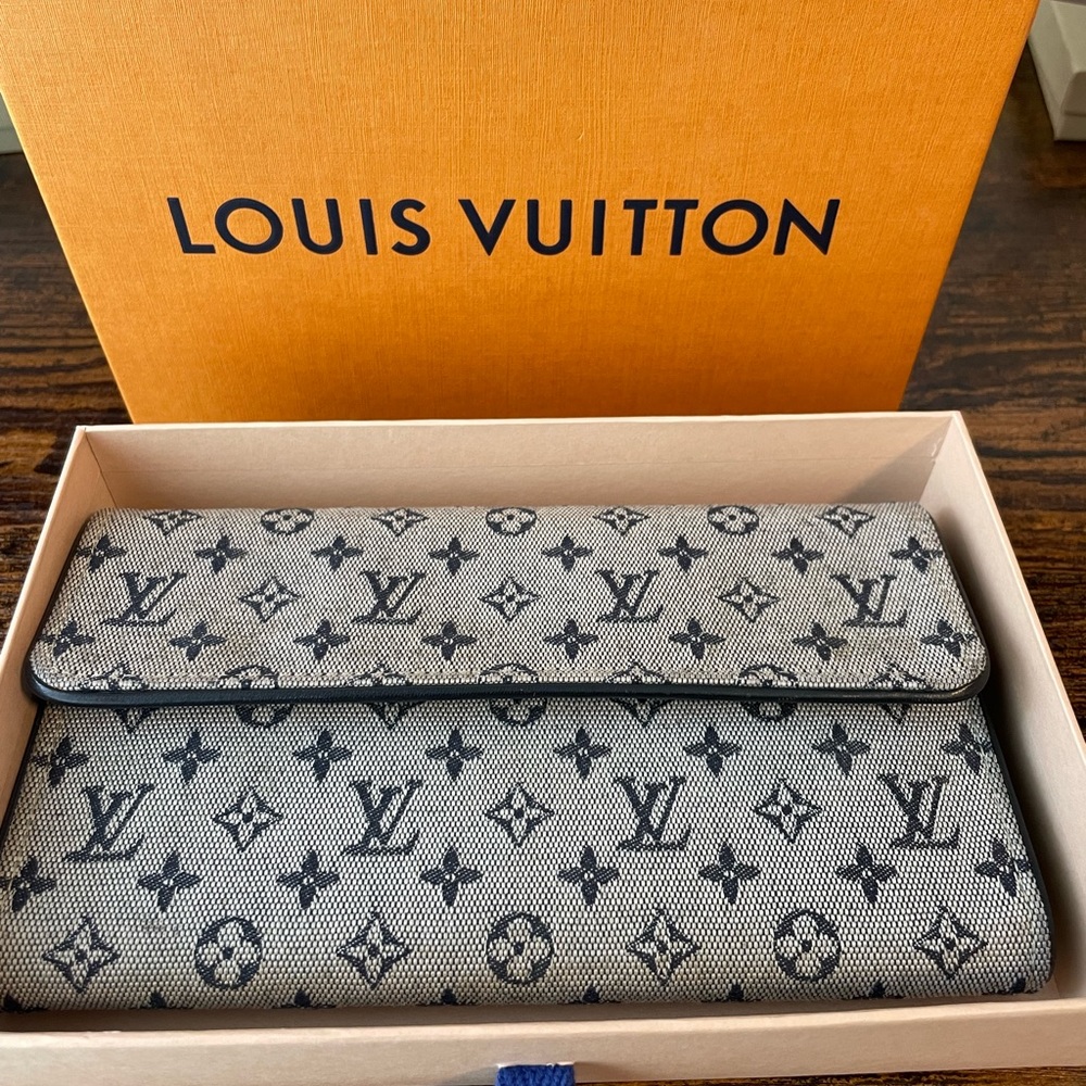 Louis Vuitton Blue Monogram MIni Lin Canvas Porte Tresor International Wallet